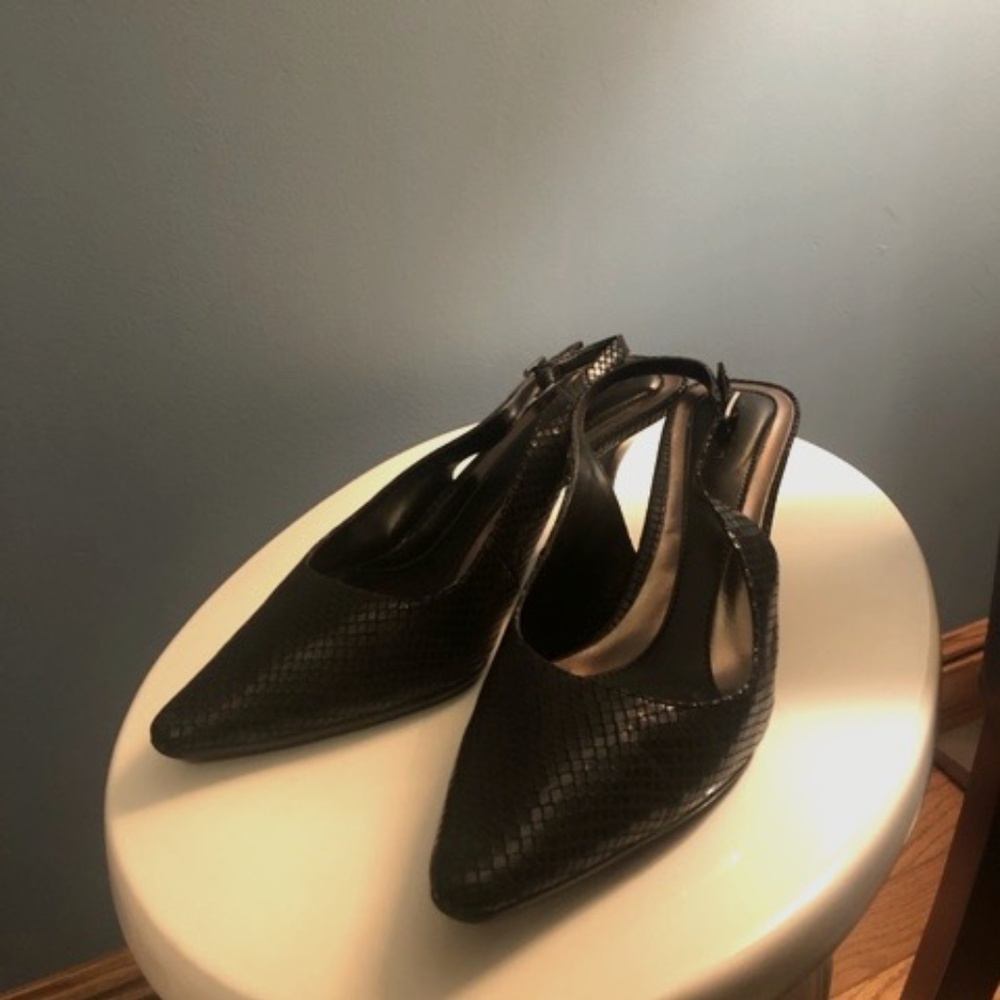 Python print slingback heels